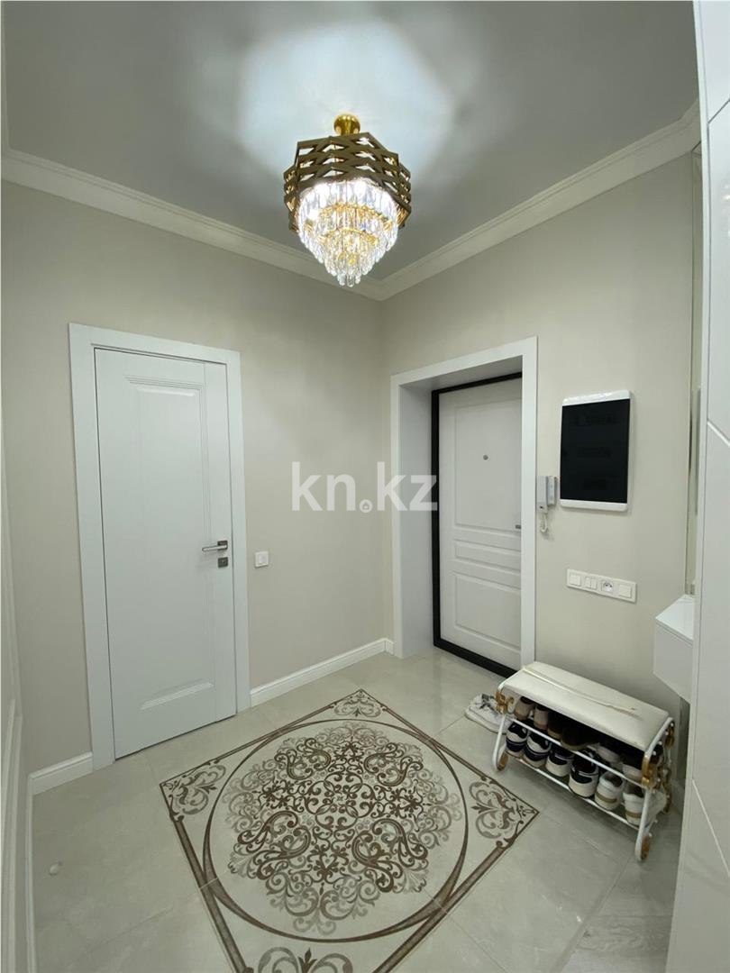 Продажа 3-комнатной квартиры, 107 м², ул. Муканова - Продажа  трехкомнатных квартир в Караганде фото 17 из 18