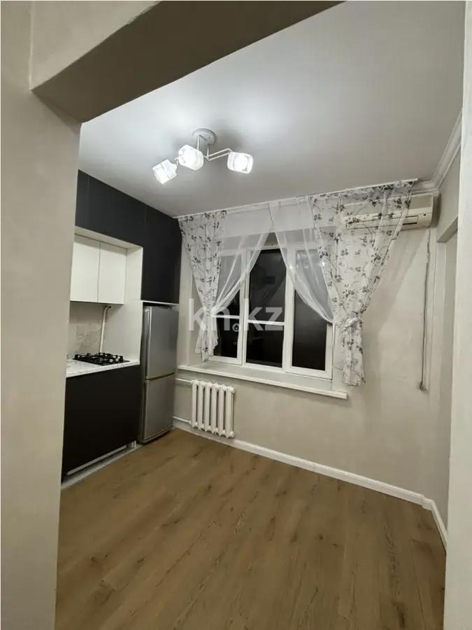 Продажа 1-комнатной квартиры, 35 м², мкр-н Жулдыз-1, дом  1 - Продажа квартир в Алматы фото 2 из 8