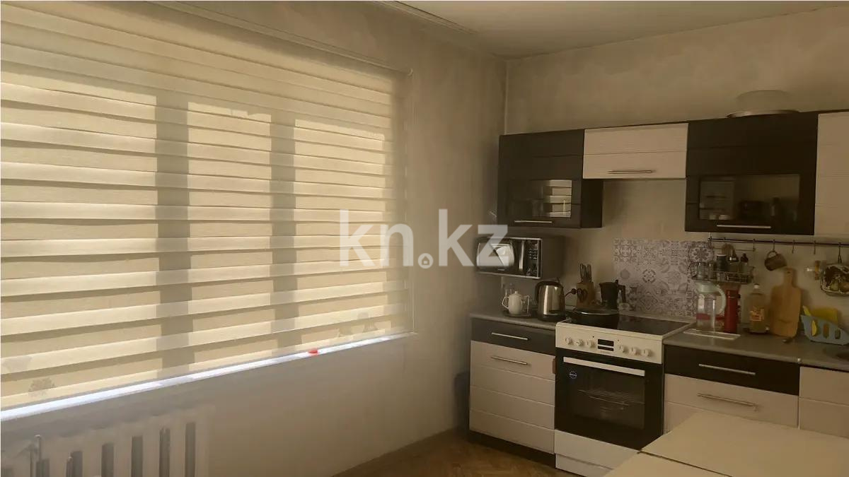 Продажа 3-комнатной квартиры, 82 м² в Караганде