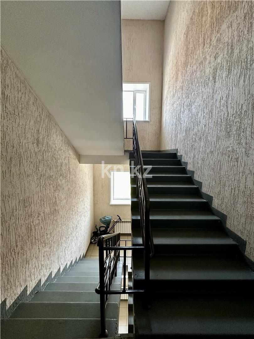 Продажа 3-комнатной квартиры, 85 м², мкр-н Степной-2 - Продажа  трехкомнатных квартир в Караганде фото 18 из 21