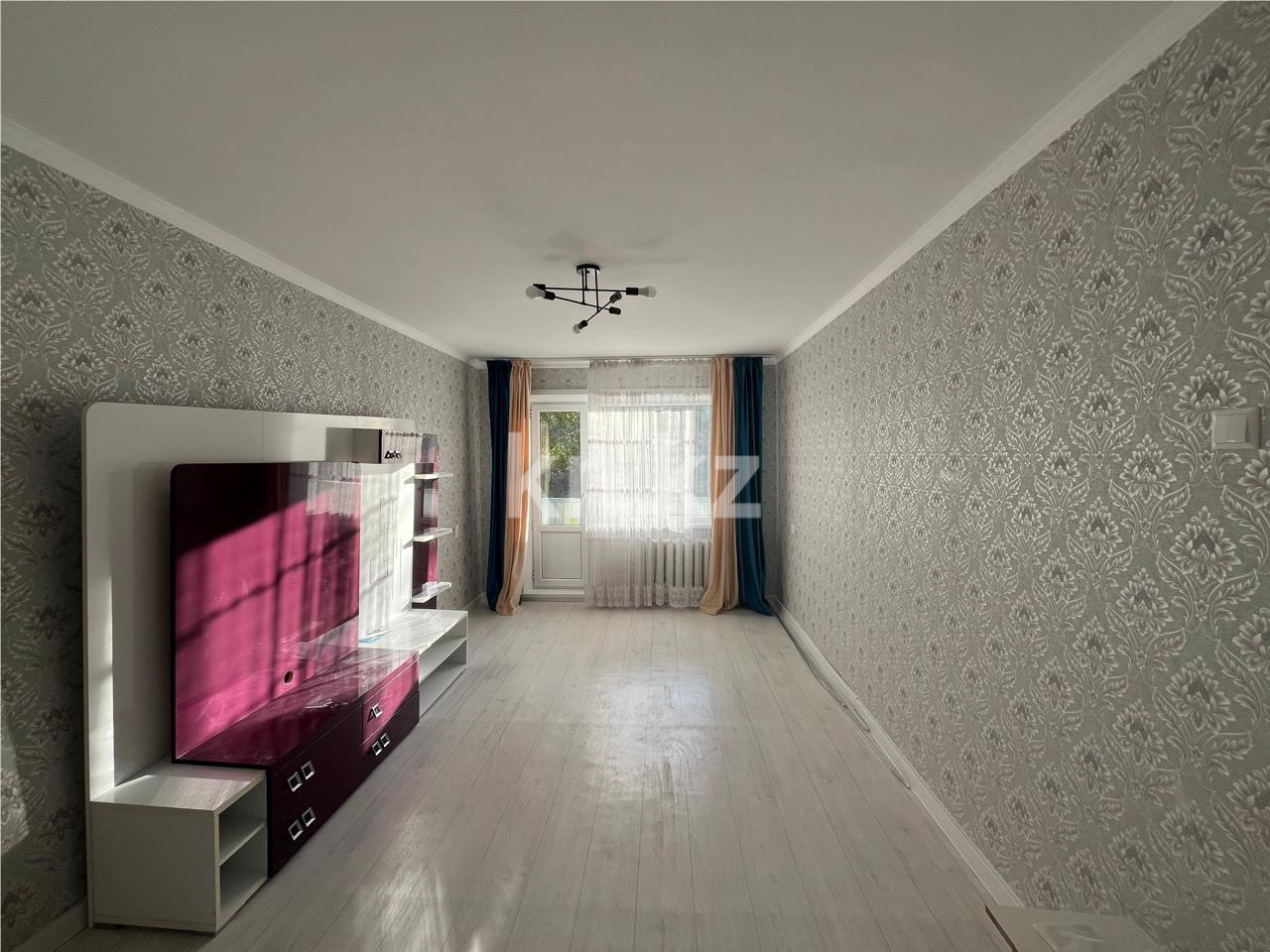 Продажа 2-комнатной квартиры, 47 м², пр. Строителей, дом  17 - Продажа квартир в Караганде фото 2 из 12