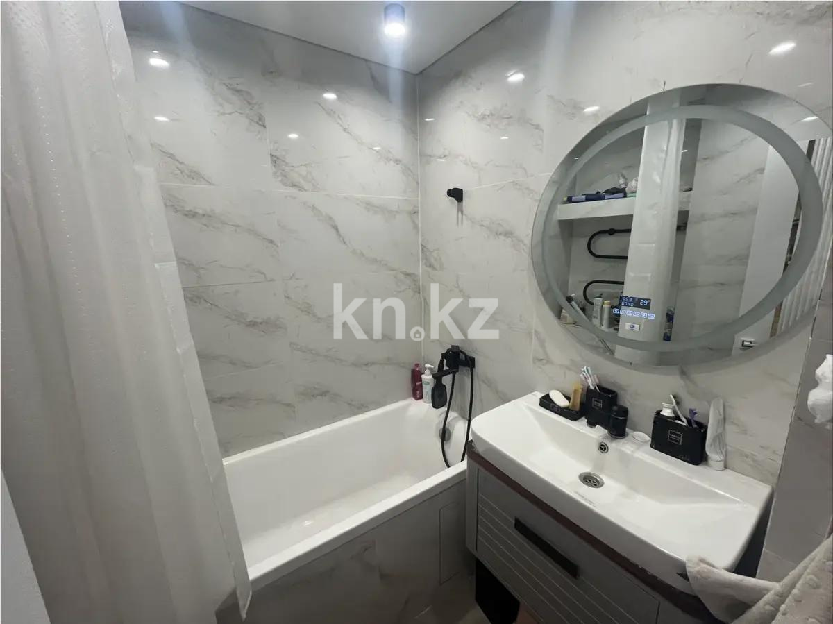 Продажа 3-комнатной квартиры, 68 м², мкр-н Айнабулак-4, дом  188 в Алматы - фото 5