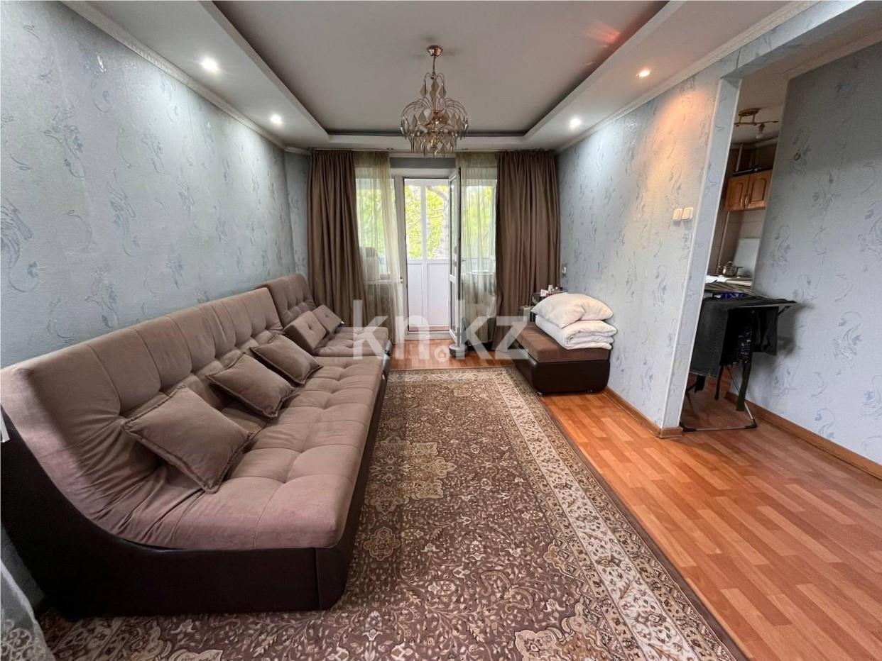 Продажа 1-комнатной квартиры, 30 м², ул. Ержанова - Продажа квартир в Караганде с фото фото 1 из 17
