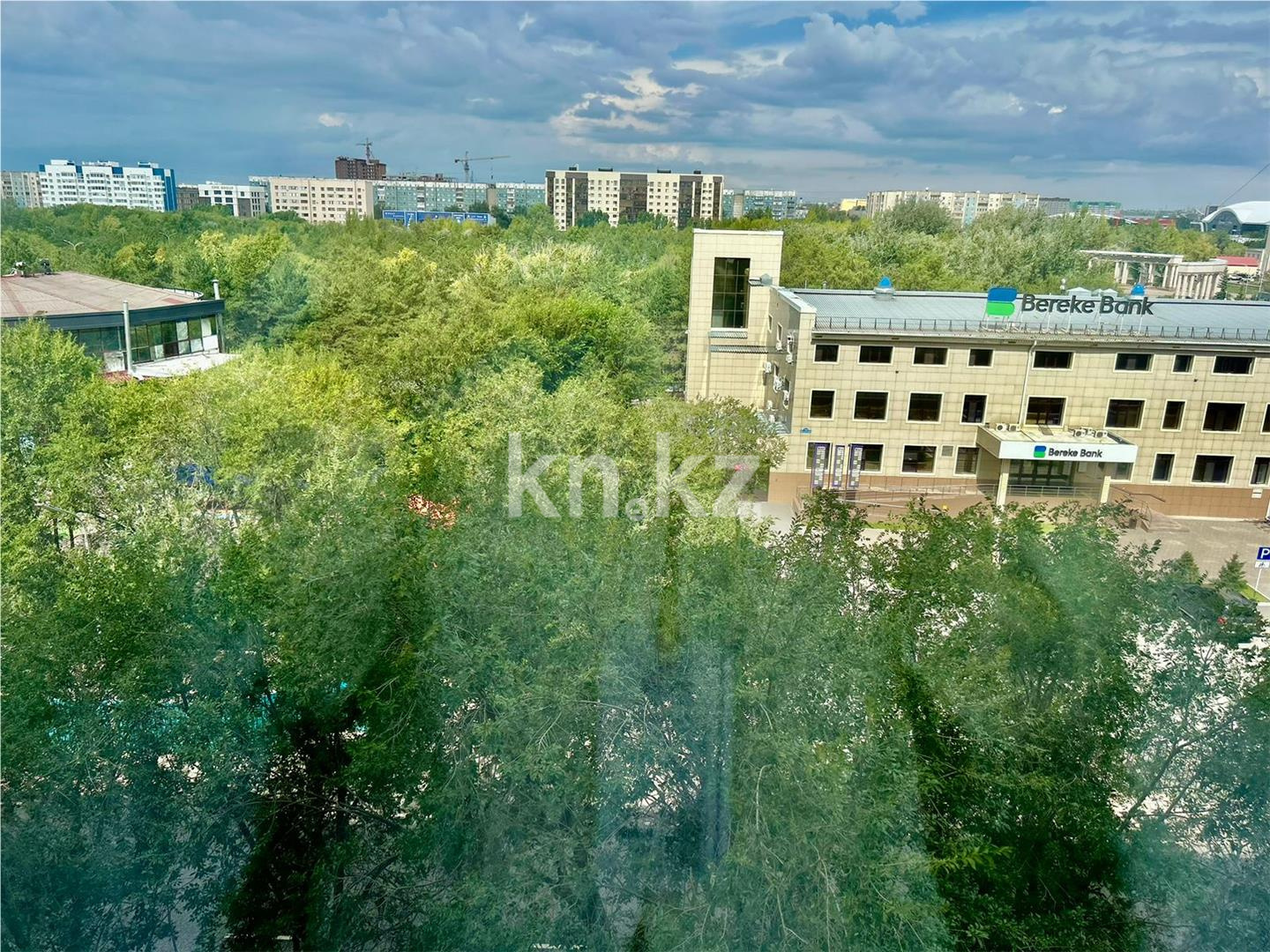 Продажа 2-комнатной квартиры, 65 м², пр. Шахтеров - Продажа квартир в Караганде фото 17 из 17