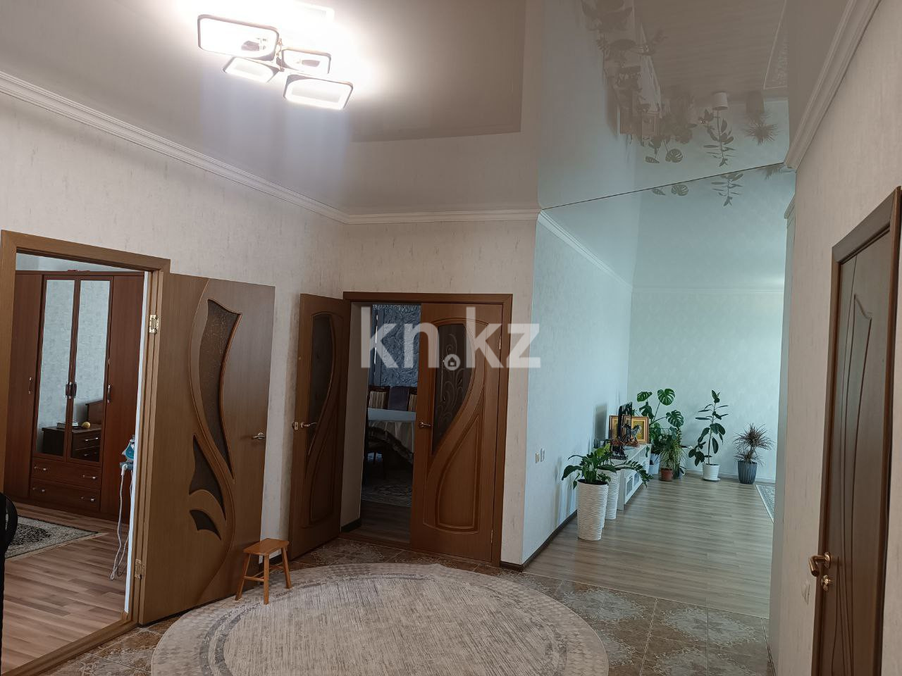 Продажа 5-комнатного дома, 213 м², 68-й квартал - Продажа квартир в Костанае фото 12 из 34