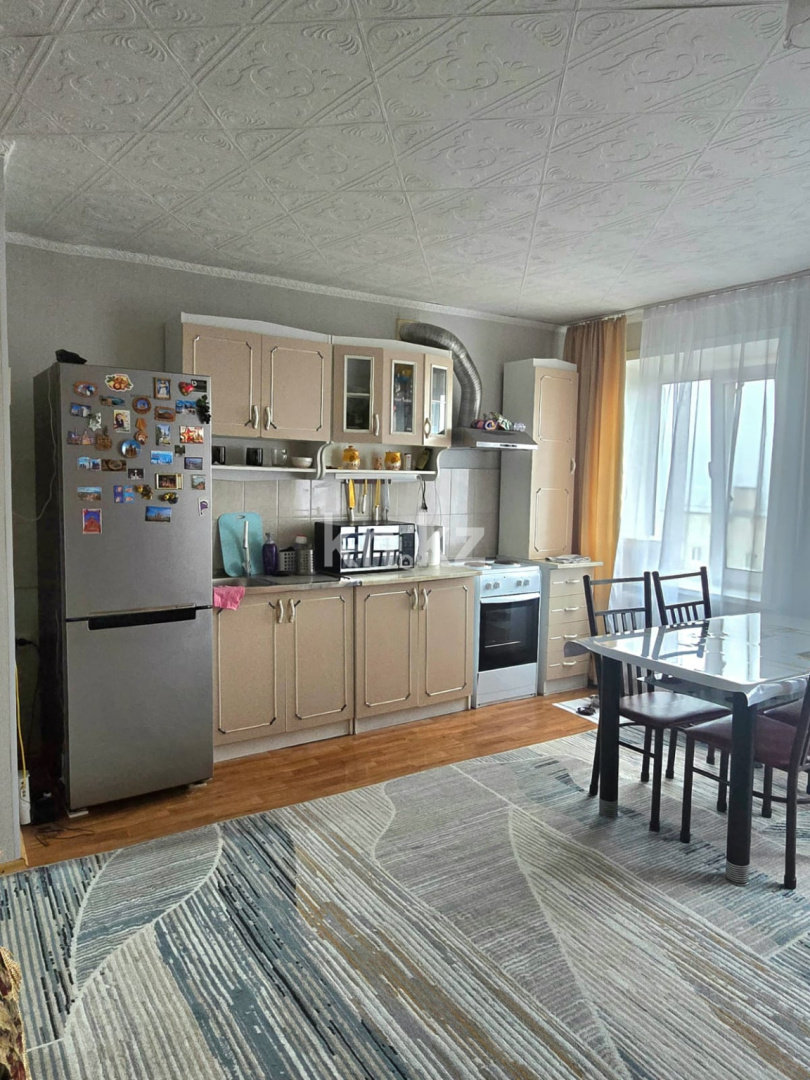 Продажа 3-комнатной квартиры, 58.9 м² - Продажа жилой и коммерческой недвижимости в Усть-Каменогорске фото 3 из 8