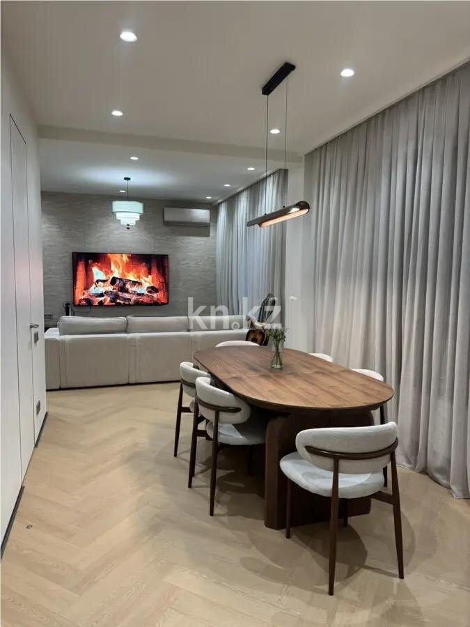 Продажа 5-комнатной квартиры, 135 м² в Алматы