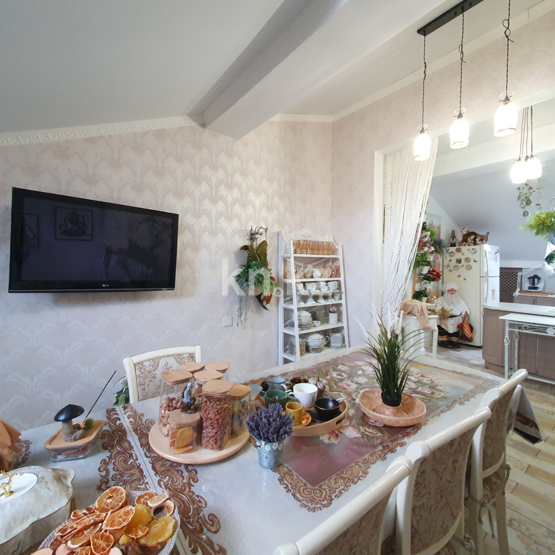 Продажа 5-комнатной квартиры, 188 м² - Недвижимость в Актобе фото 22 из 26