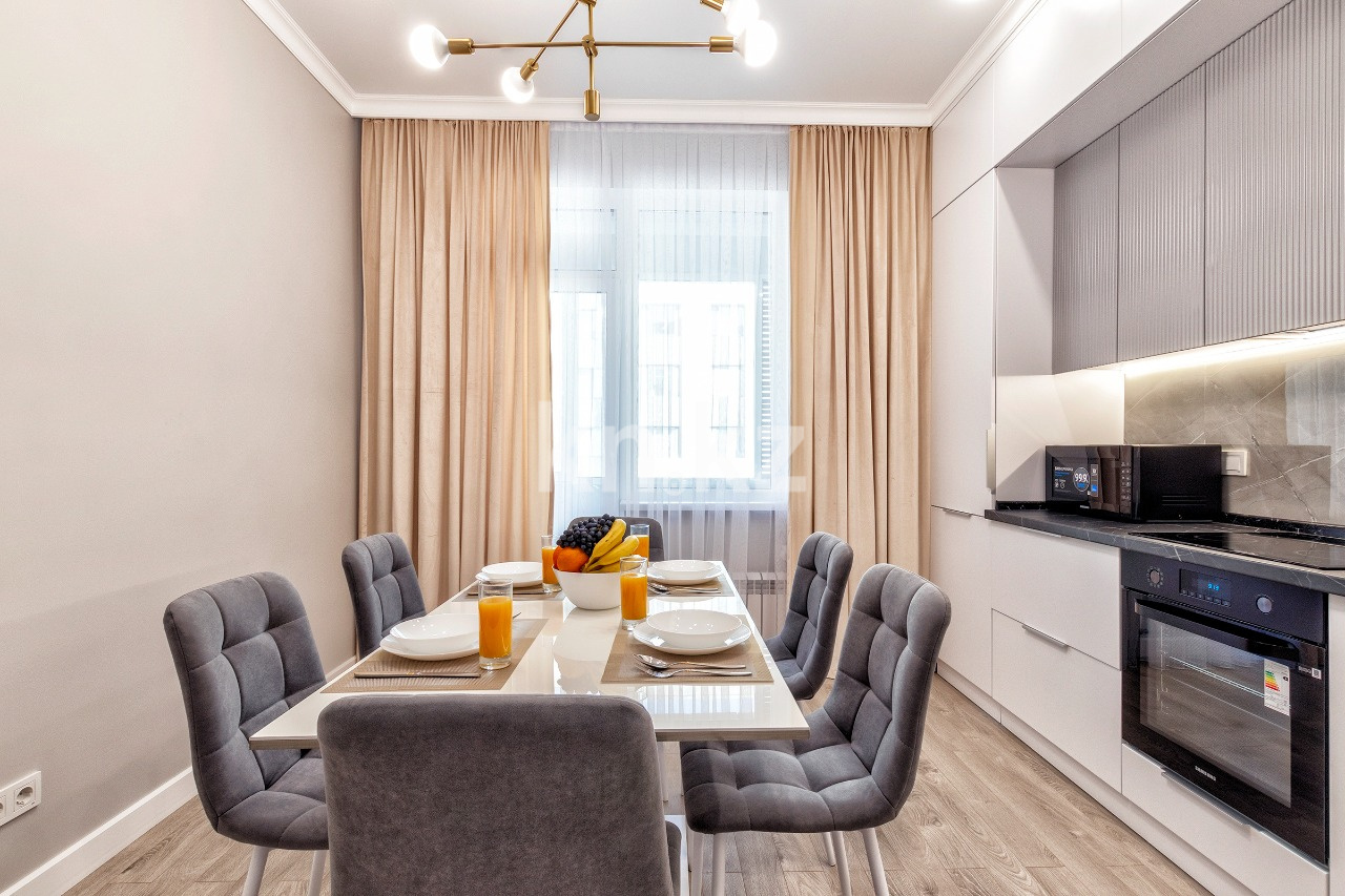 Аренда 2-комнатной квартиры посуточно, 75 м², пр. Мангилик Ел, дом  41 - Аренда квартир посуточно в Астане с фото фото 1 из 15