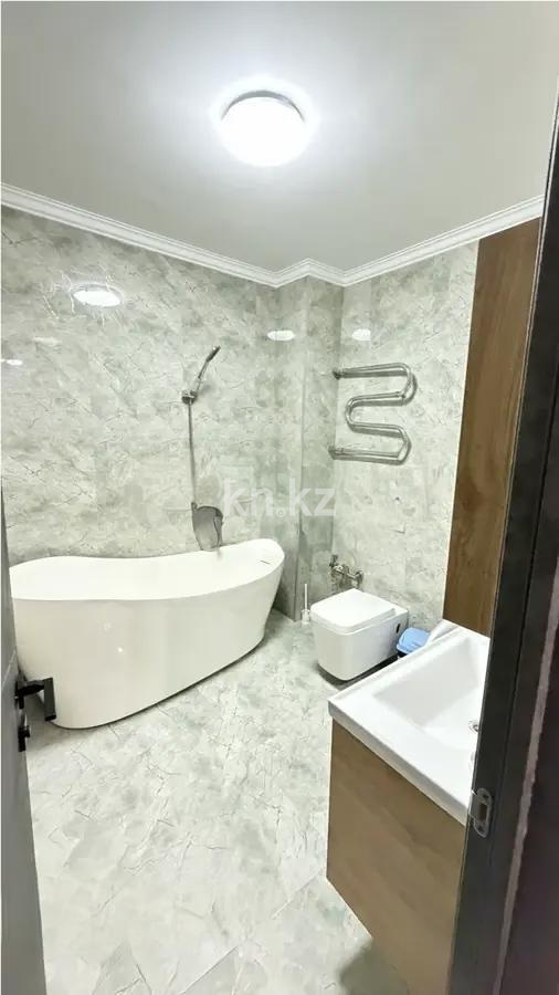 Продажа 2-комнатной квартиры, 70 м² в Алматы - фото 3