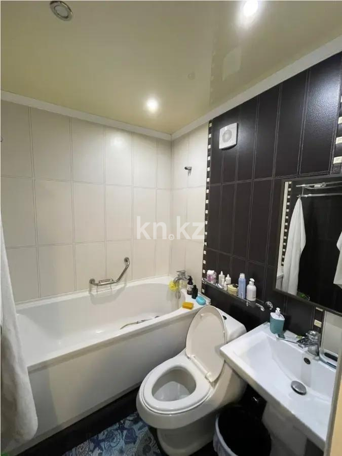 Продажа 4-комнатной квартиры, 155 м², ул. Сауран, дом  18 в Астане - фото 5