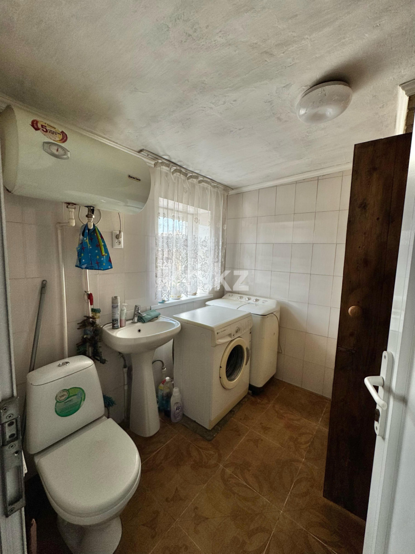 Продажа 4-комнатного дома, 65 м², ул. Бадаева в Караганде - фото 23