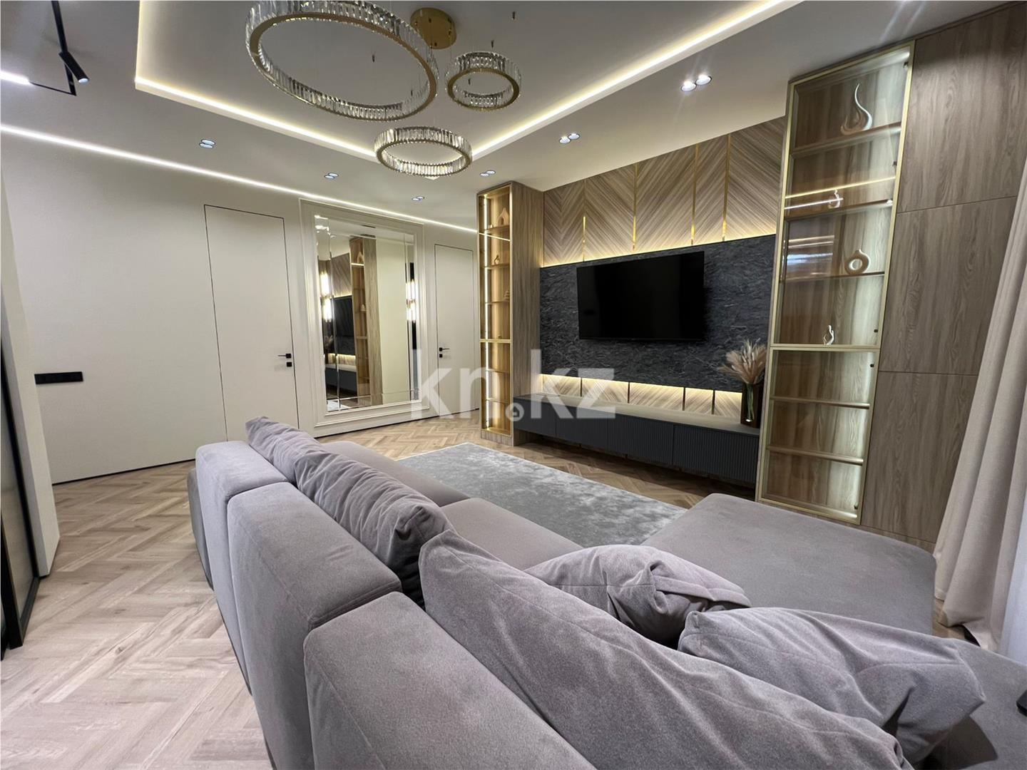 Продажа 3-комнатной квартиры, 78 м², пр. Строителей - Продажа  трехкомнатных квартир в Караганде с фото фото 2 из 17