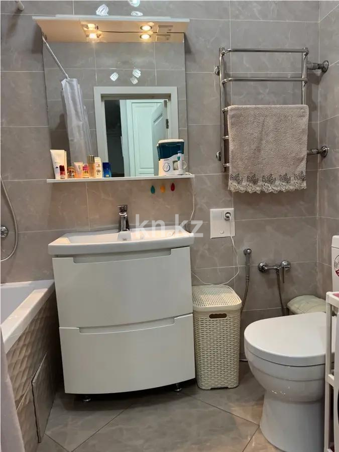 Продажа 2-комнатной квартиры, 78 м², пр. Аль-Фараби, дом  8 в Астане - фото 4