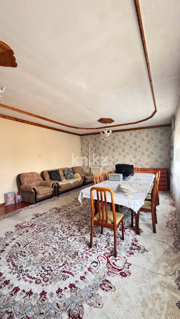 Продажа 8-комнатного дома, 200 м², Мельничная, дом  9а - Продажа домов, коттеджей в Казахстане фото 3 из 40