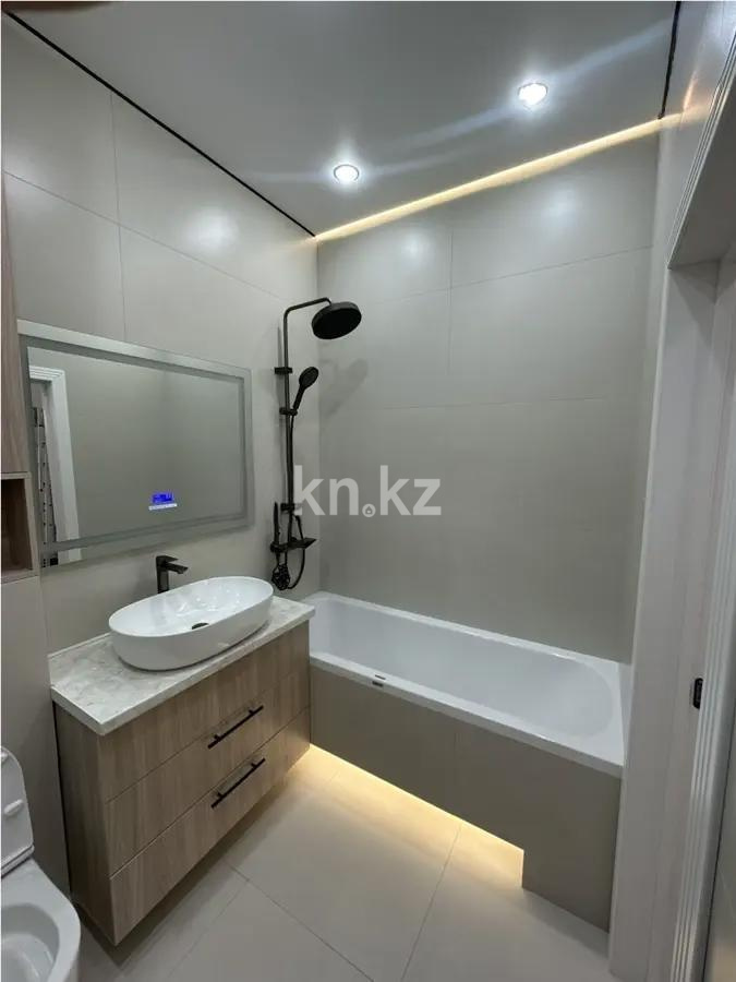 Продажа 2-комнатной квартиры, 38.7 м² в Алматы - фото 4