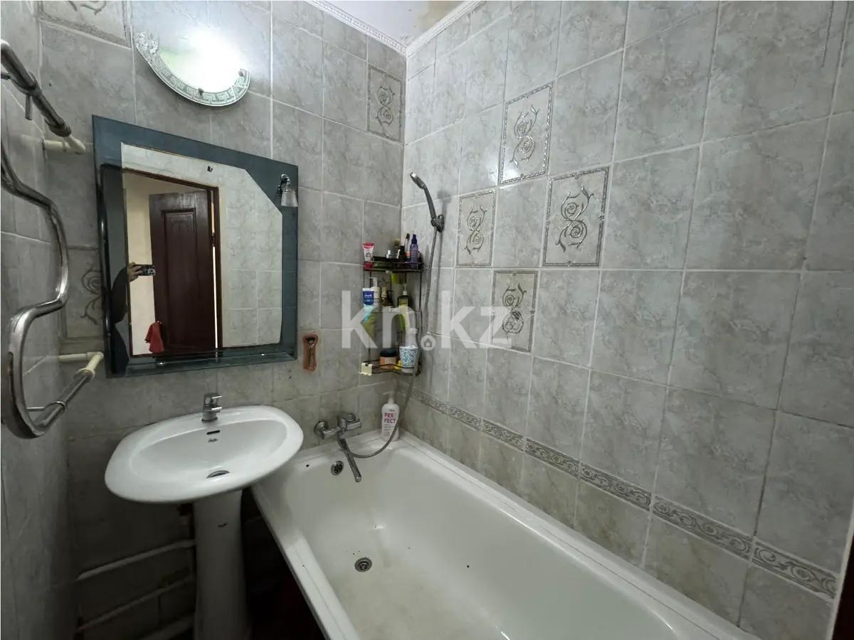 Продажа 3-комнатной квартиры, 62 м², мкр-н 18, дом  3 - Продажа  трехкомнатных квартир в Караганде с фото фото 5 из 6