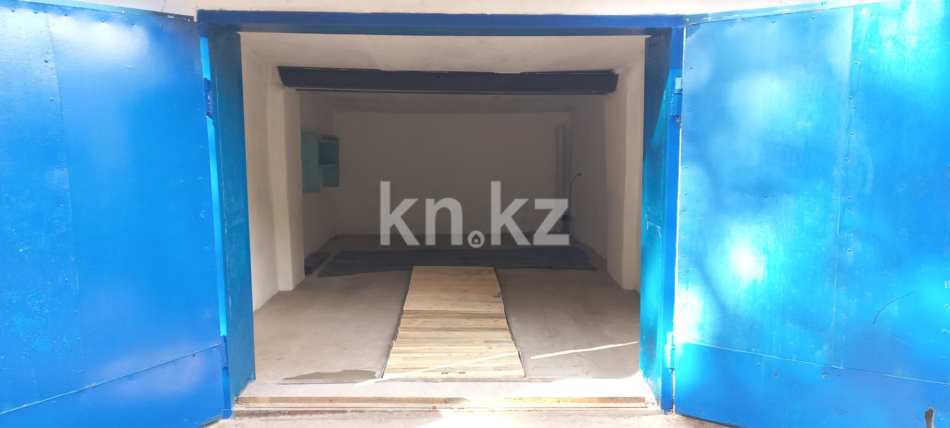 Продажа , 22.7 м², пр. Бухар-жырау - Продажа гаражей в Караганде без посредников с фото фото 1 из 19