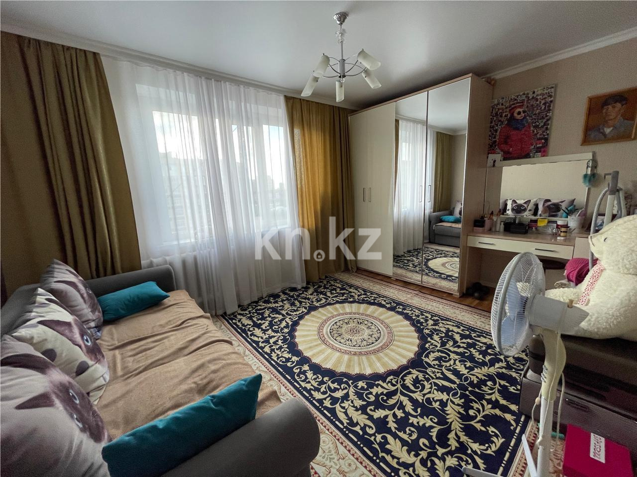 Продажа 4-комнатной квартиры, 81 м², мкр-н Степной-4 - Продажа  четырехкомнатных квартир в Караганде фото 6 из 18