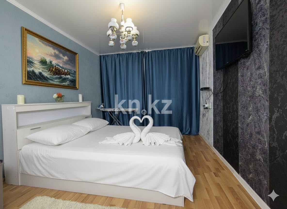 Аренда 1-комнатной квартиры посуточно, 40 м², пр. Абулхаир Хана, дом  159 - Аренда жилой и коммерческой недвижимости в Уральске фото 1 из 1