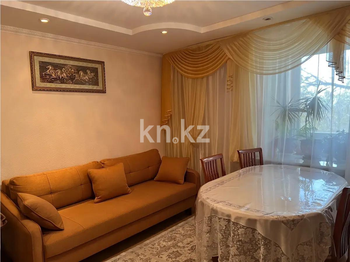 Продажа 4-комнатной квартиры, 76 м², ул. Карбышева, дом  15 - Продажа четырехкомнатных квартир в Караганде на Юго-Востоке фото 1 из 7
