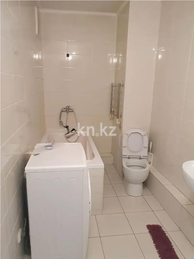 Продажа 1-комнатной квартиры, 46 м², ул. Кенесары, дом  70 в Астане - фото 3