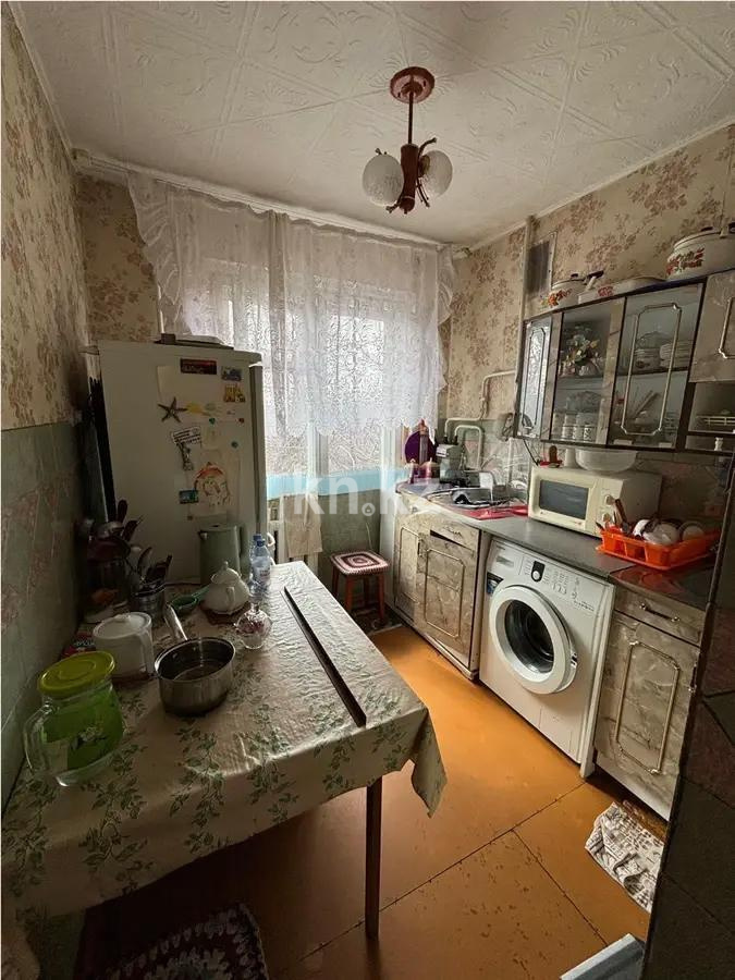 Продажа 3-комнатной квартиры, 63 м², мкр-н 11а, дом  6 в Караганде - фото 4