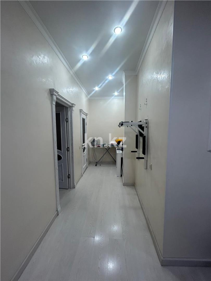 Продажа 2-комнатной квартиры, 75 м², ул. Керей, Жанибек хандар в Астане - фото 12