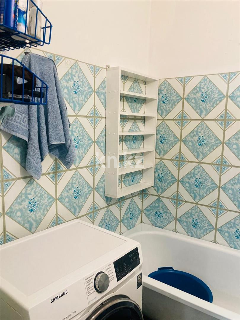 Продажа 2-комнатной квартиры, 54 м², мкр-н Степной-2 - Продажа  двухкомнатных квартир в Караганде фото 10 из 12