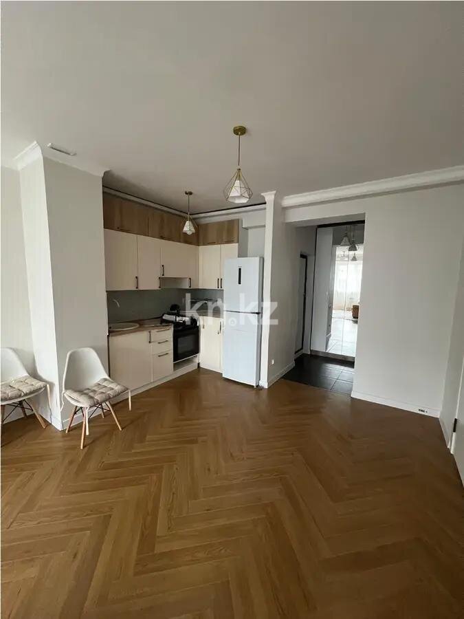 Продажа 2-комнатной квартиры, 47.4 м² в Алматы - фото 3