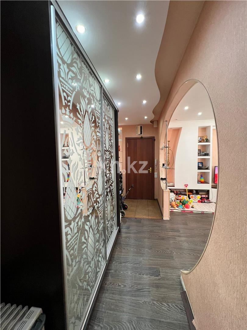 Продажа 4-комнатной квартиры, 77 м², мкр-н Степной-1, дом  5/49 - Продажа  четырехкомнатных квартир в Караганде с фото фото 13 из 15