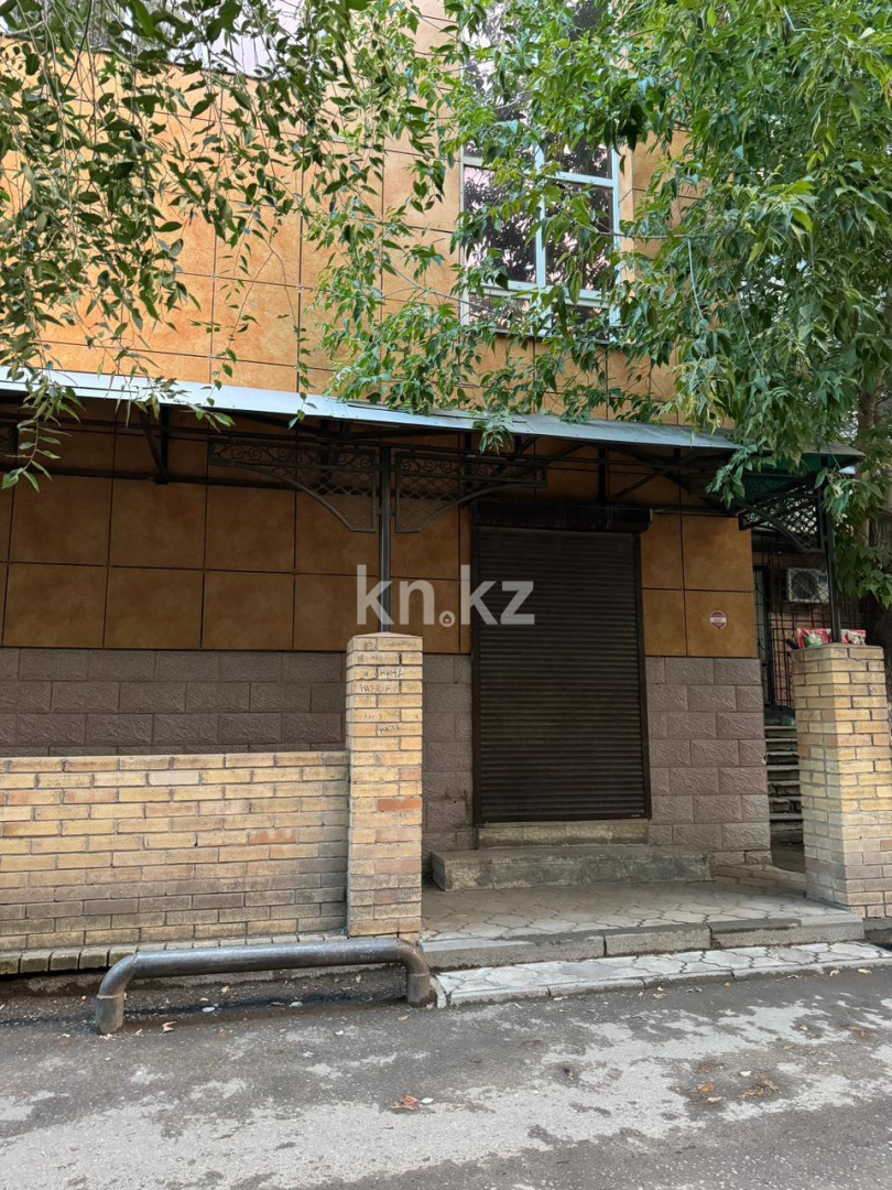 Продажа помещения, 383.3 м² - Продажа офисных и торговых помещений в Караганде фото 2 из 22