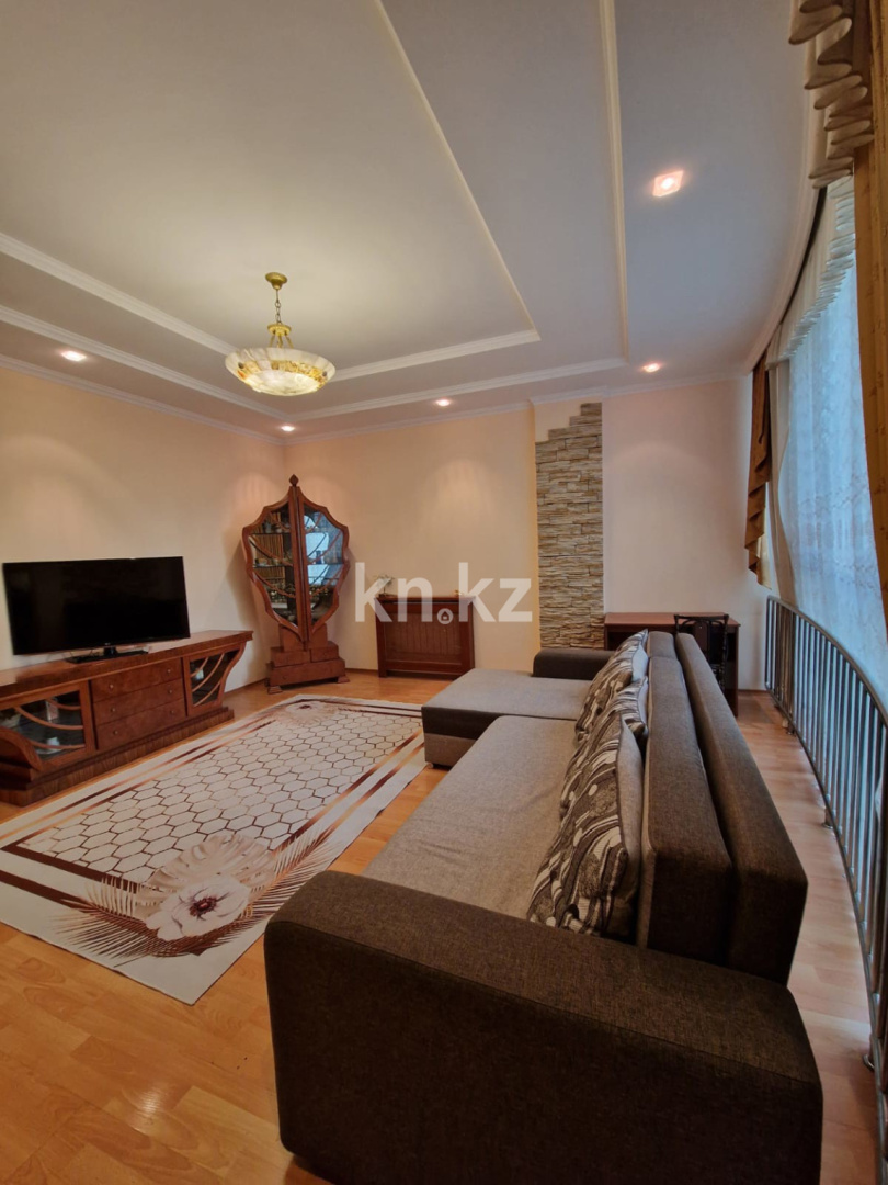 Продажа 2-комнатной квартиры, 80 м², Достык, дом  162 в Алматы - фото 11