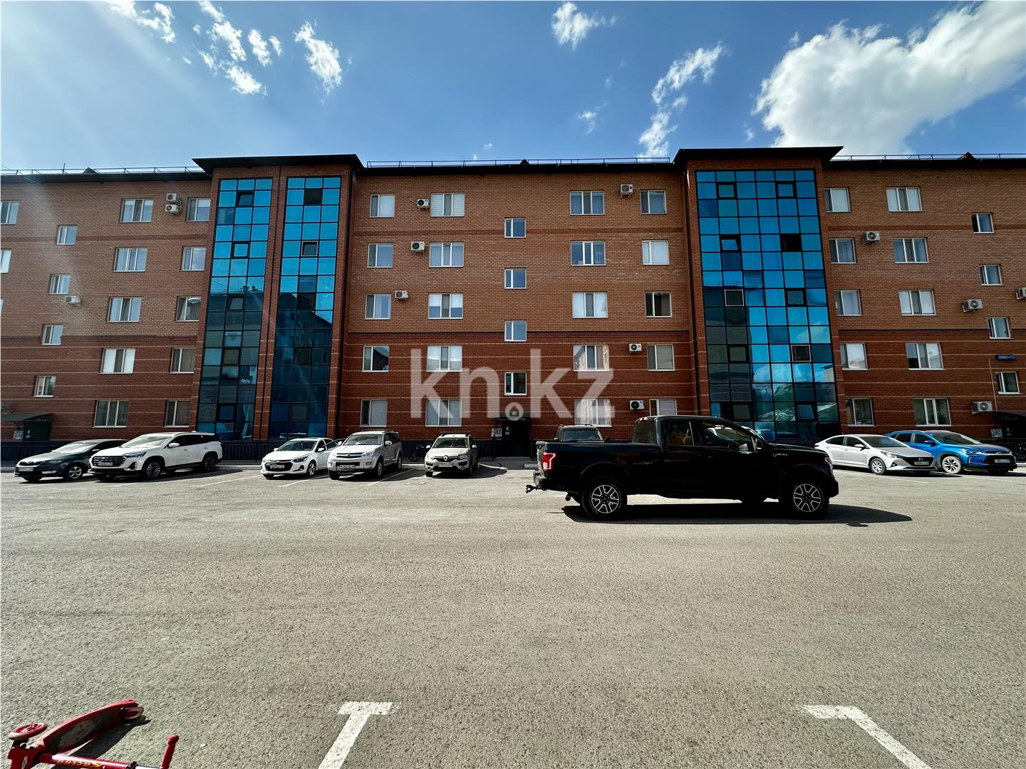 Продажа 3-комнатной квартиры, 85 м², мкр-н Степной-2 - Продажа  трехкомнатных квартир в Караганде фото 20 из 21