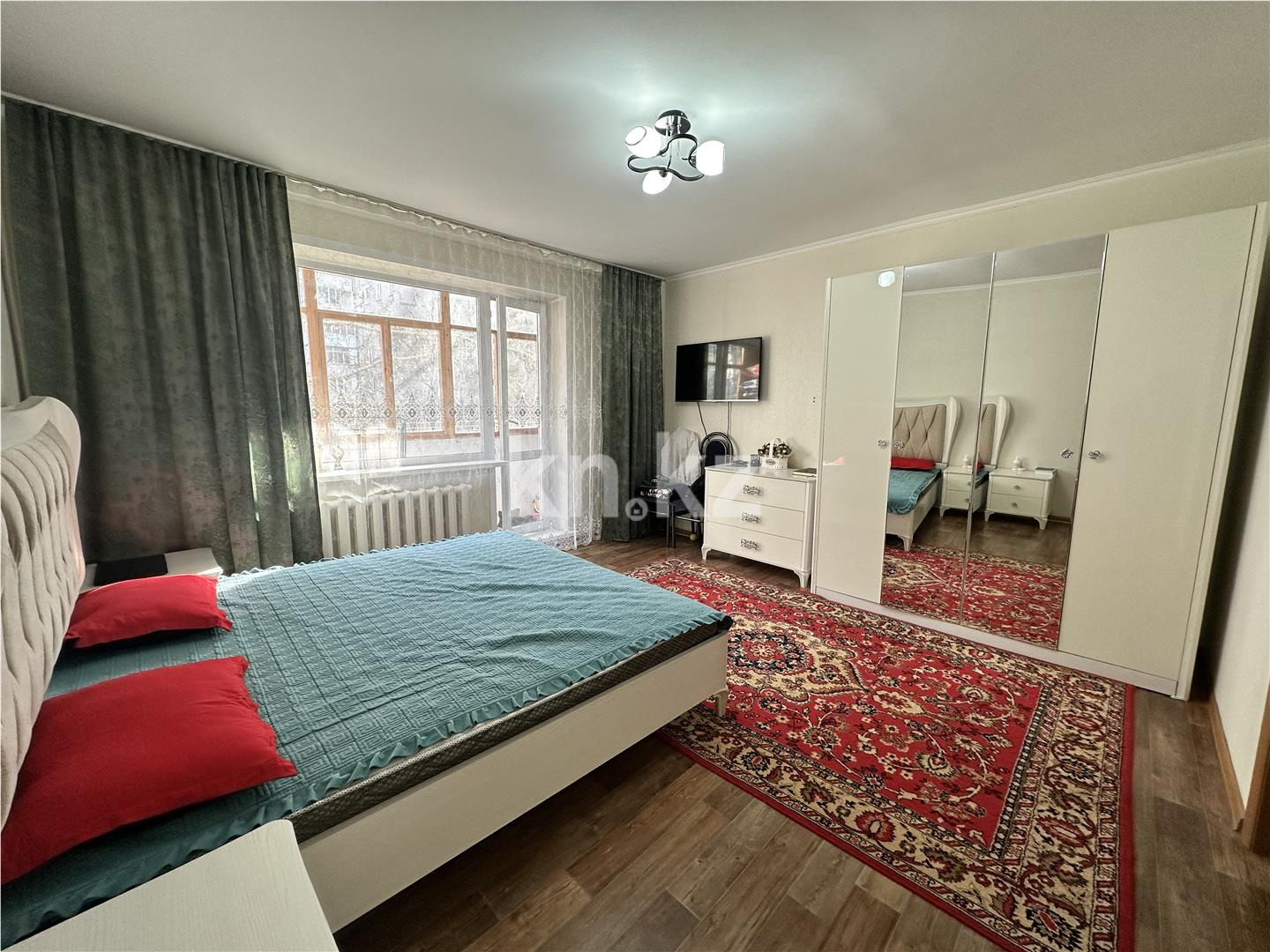 Продажа 1-комнатной квартиры, 41 м², мкр-н Степной-4, дом  27 в Караганде - фото 2