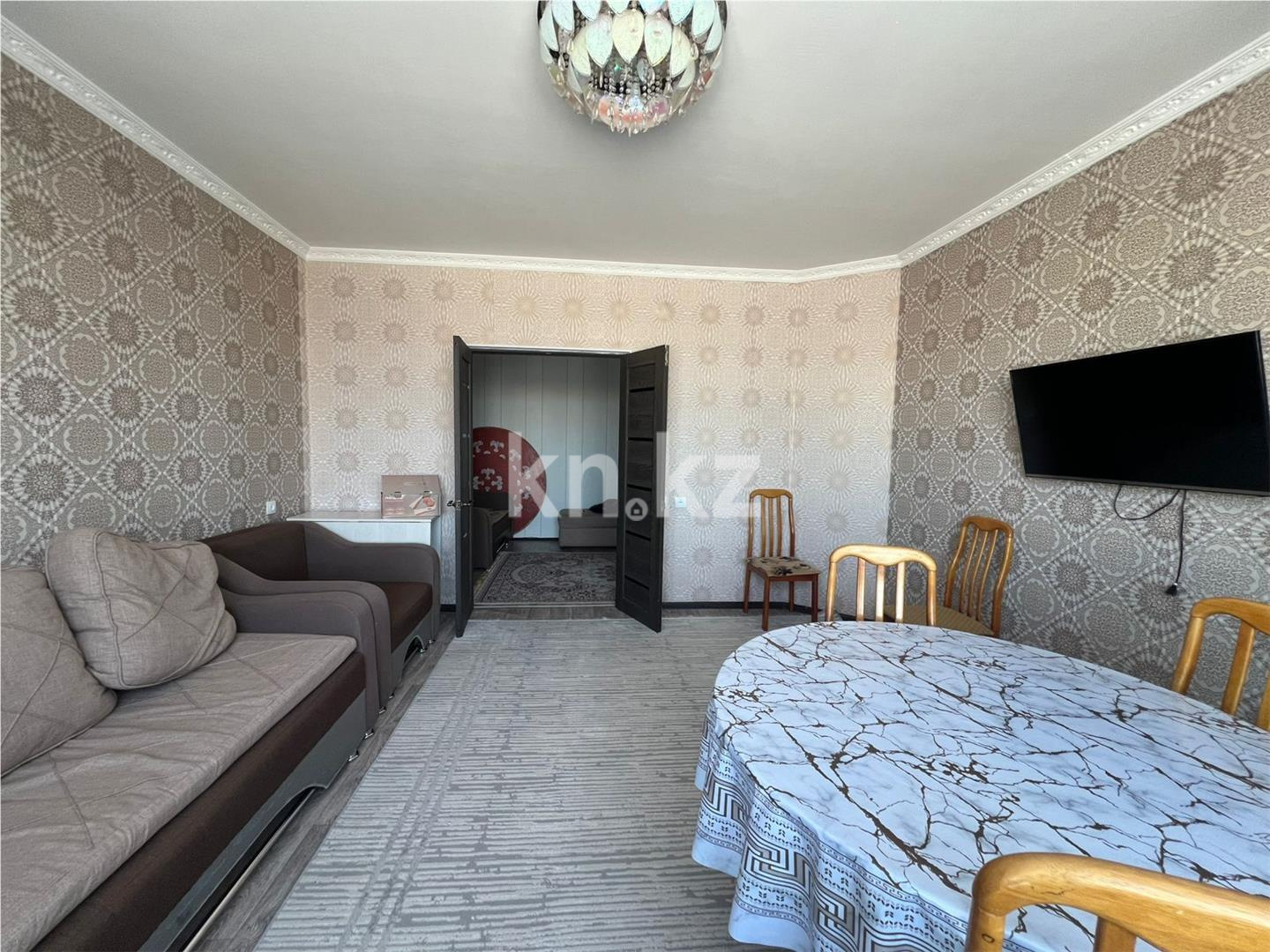 Продажа 2-комнатной квартиры, 65 м² - Недвижимость в Караганде фото 2 из 15