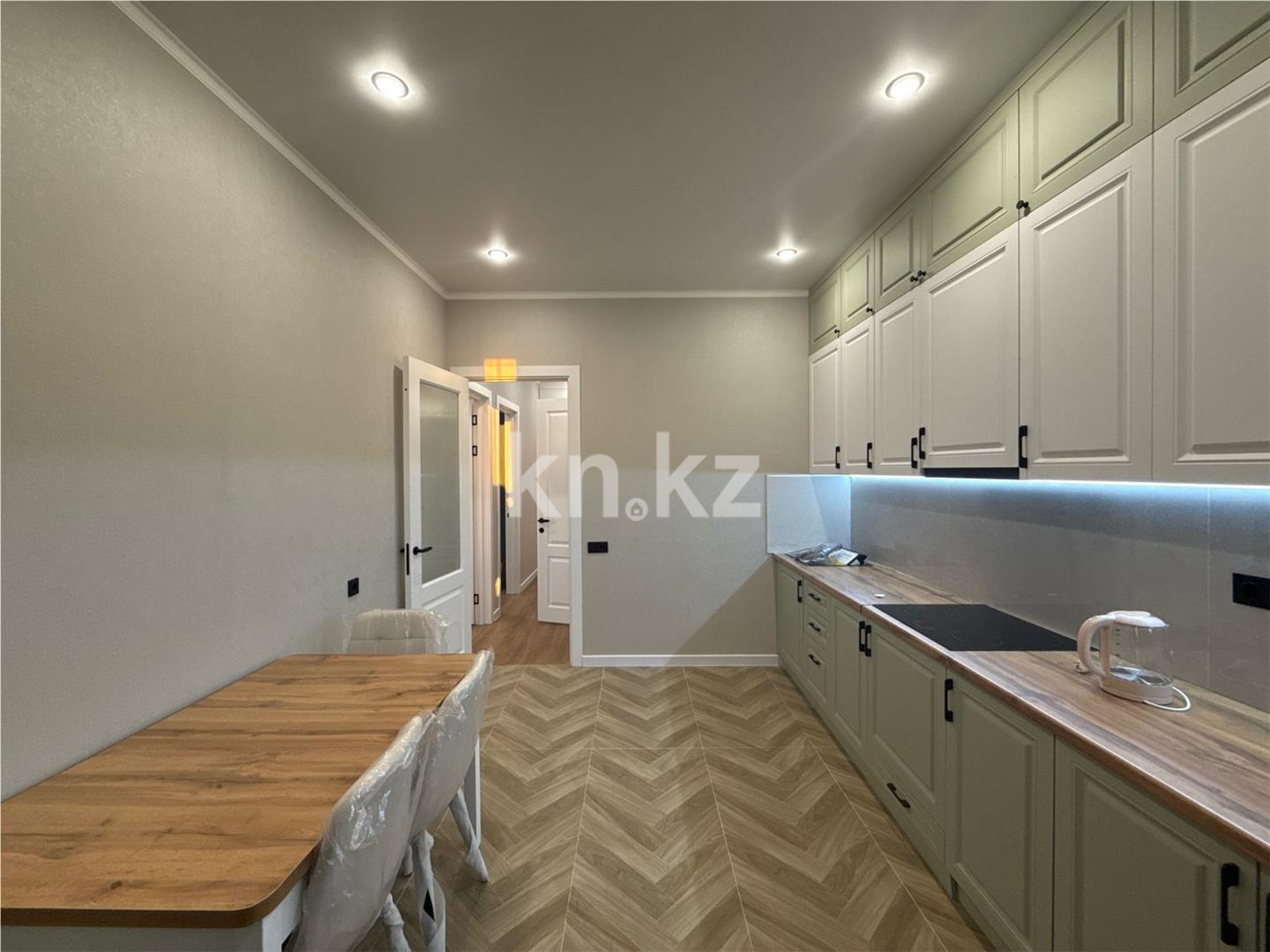 Продажа 2-комнатной квартиры, 54 м², ул. Айтматова в Астане - фото 4