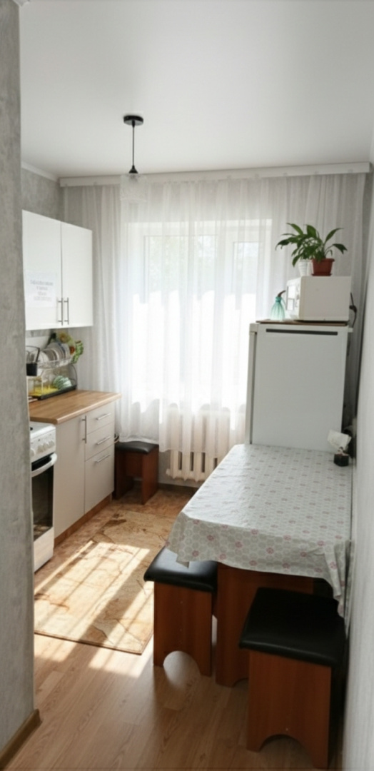 Аренда 1-комнатной квартиры посуточно, 42 м², пр. Алашахана, дом  16 - Продажа действующего бизнеса в Алматинской области фото 4 из 4