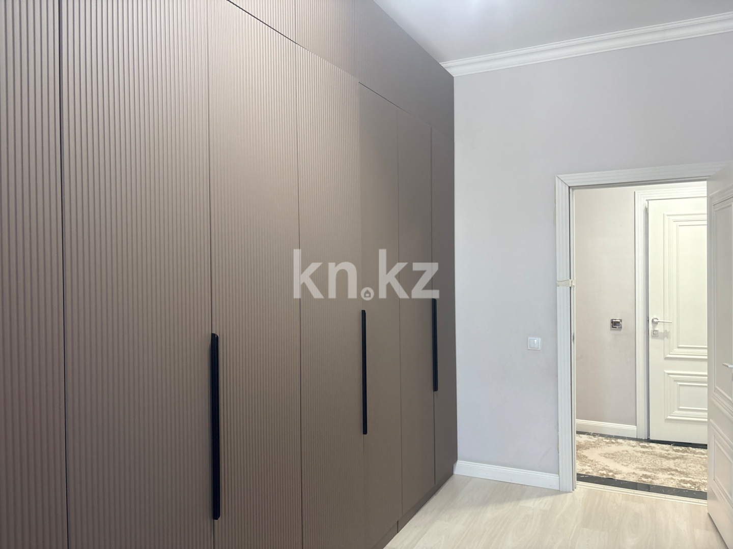 Продажа 4-комнатной квартиры, 110 м² в Караганде - фото 26