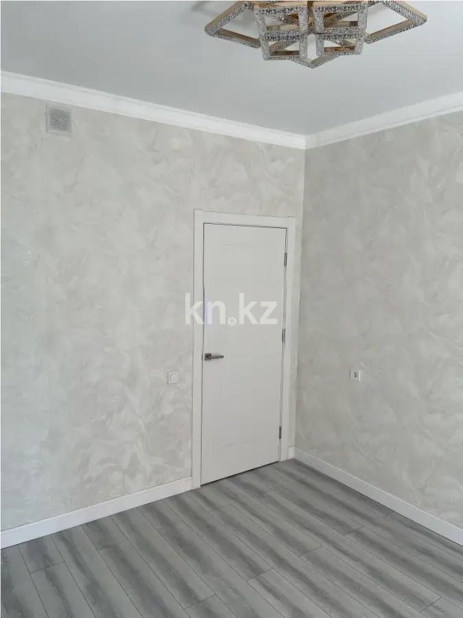 Продажа 1-комнатной квартиры, 43 м², пр. Кошкарбаева, дом  36 в Астане - фото 4