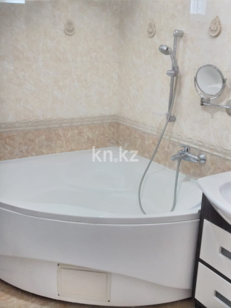 Продажа 3-комнатной квартиры, 124 м² в Астане - фото 8