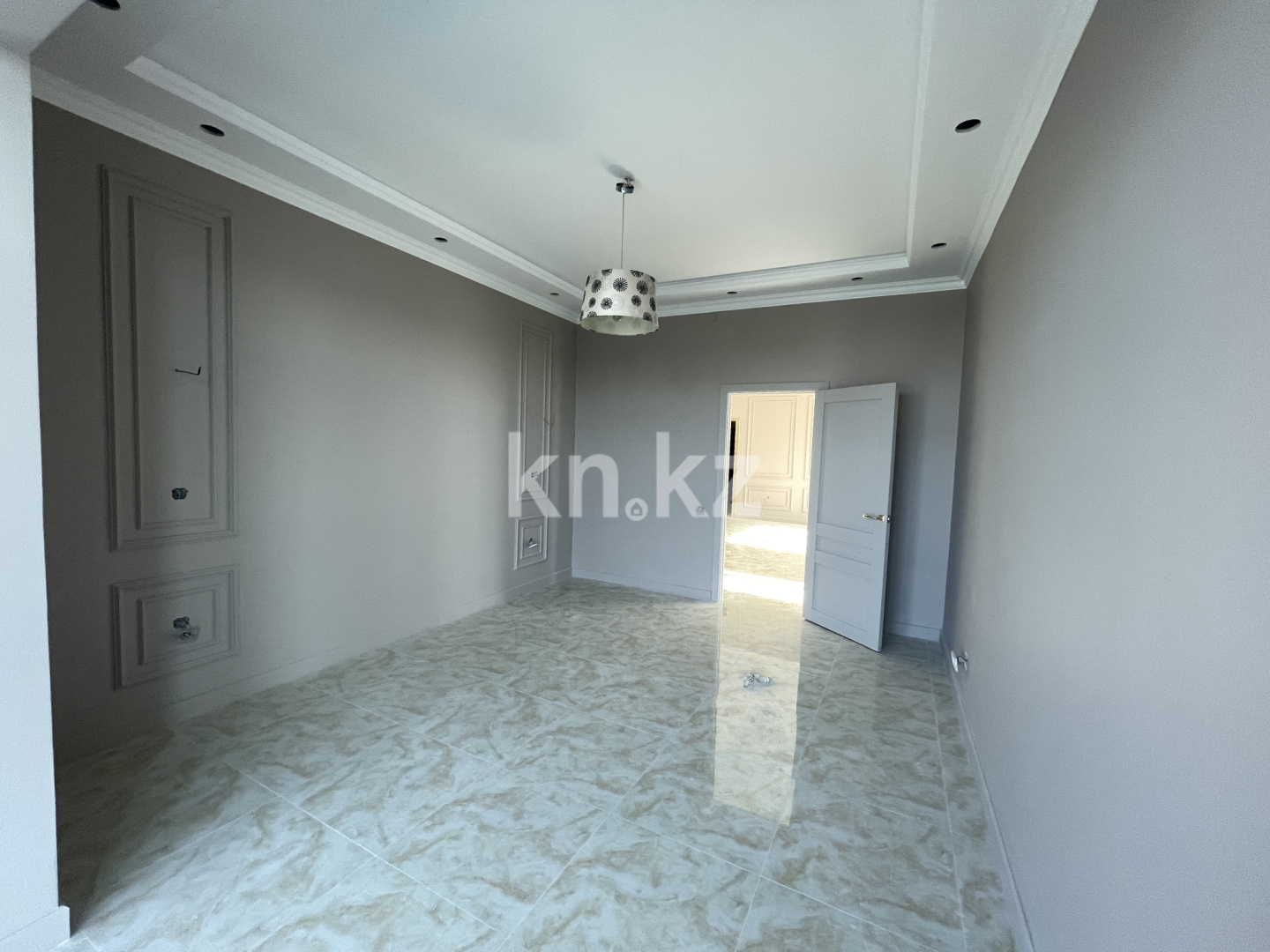 Продажа 4-комнатной квартиры, 142 м², ул. Желтоксан, дом  2/1 в Астане - фото 18