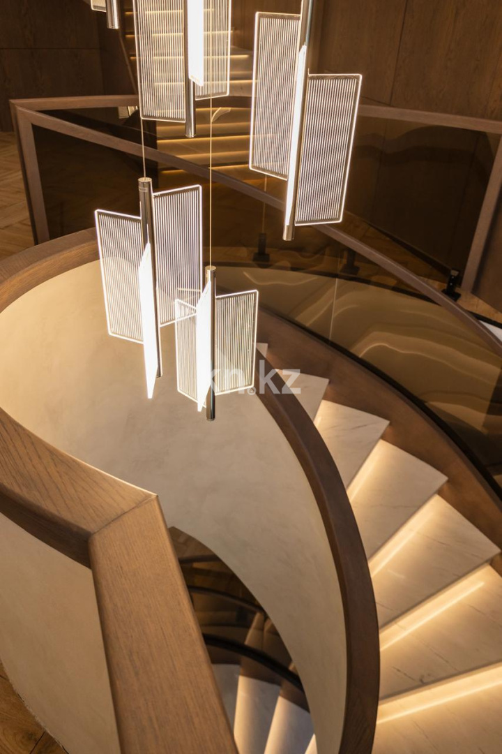 Продажа 6-комнатной квартиры, 650 м² - Продажа пятикомнатных и более квартир в Алматы фото 19 из 40