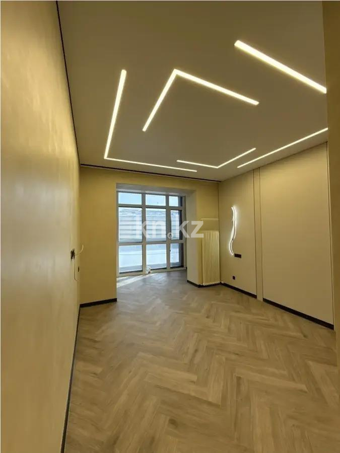 Продажа 3-комнатной квартиры, 104 м² - Недвижимость в Караганде фото 3 из 8