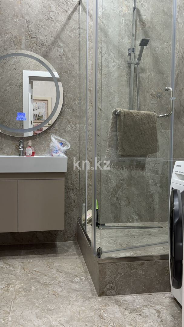 Аренда 3-комнатной квартиры, 90 м², пр. Республики, дом  49 - Аренда квартир помесячно в Караганде фото 21 из 37