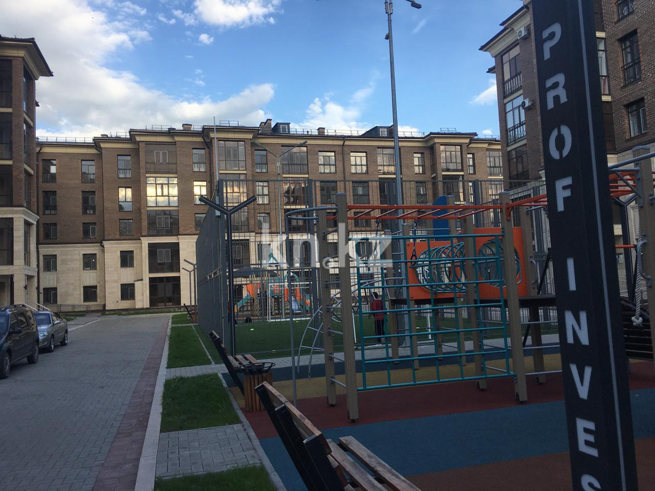 Продажа 3-комнатной квартиры, 112 м², ул. Жанибекова в Караганде - фото 4