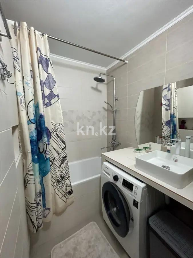 Продажа 4-комнатной квартиры, 82 м², ул. Жандосова, дом  33 в Алматы - фото 6