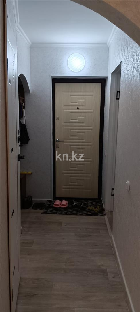 Продажа 1-комнатной квартиры, 32 м², мкр-н Восток-2 - Продажа  однокомнатных квартир в Караганде фото 8 из 9