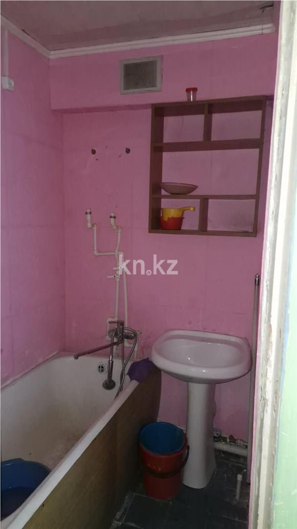 Продажа , 34 м², мкр-н 19 - Продажа офисных и торговых помещений в Караганде фото 10 из 14