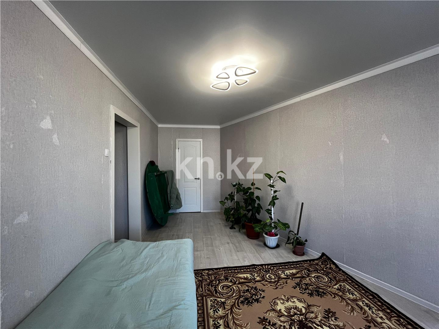 Продажа 5-комнатной квартиры, 107 м², мкр-н Голубые Пруды - Продажа квартир в Караганде фото 8 из 24